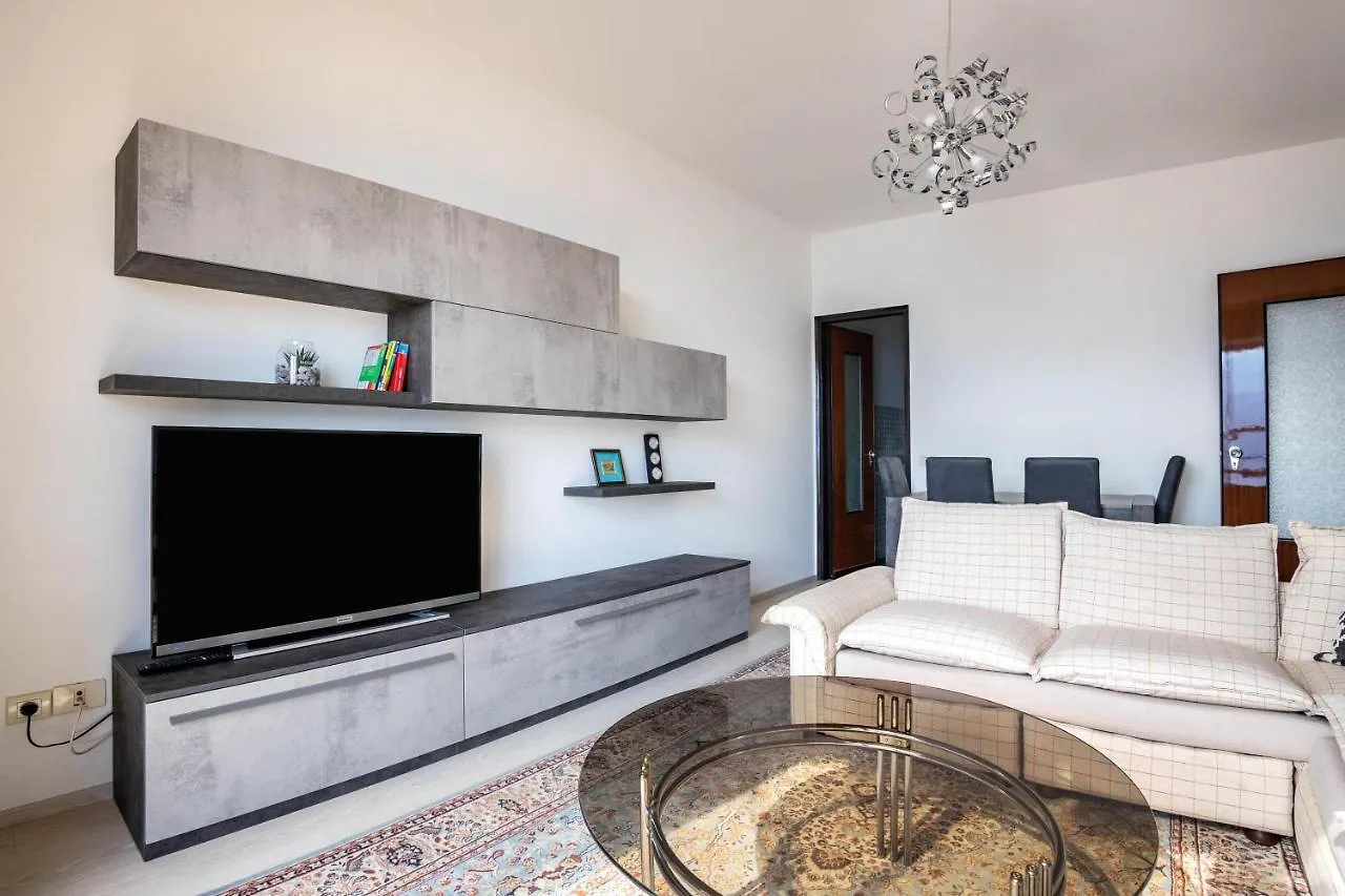 Wohnung Mit Grandiosem Ausblick Tremosine 0*,  Италия
